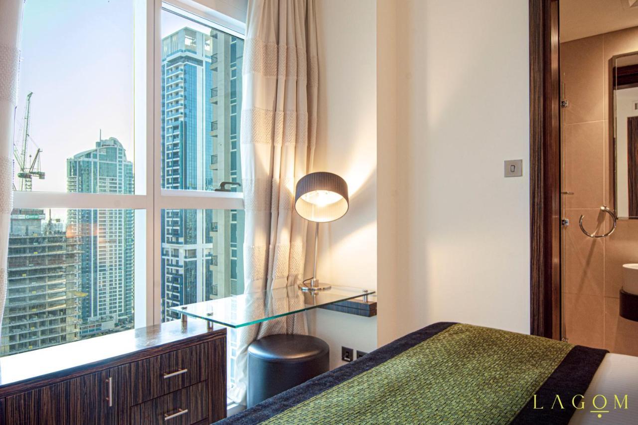 Songs Of The Lake By Lagom - Bonnington Apartment Jumeirah Lake Towers, Дубай Екстериор снимка