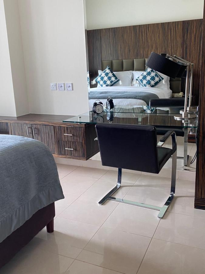 Songs Of The Lake By Lagom - Bonnington Apartment Jumeirah Lake Towers, Дубай Екстериор снимка