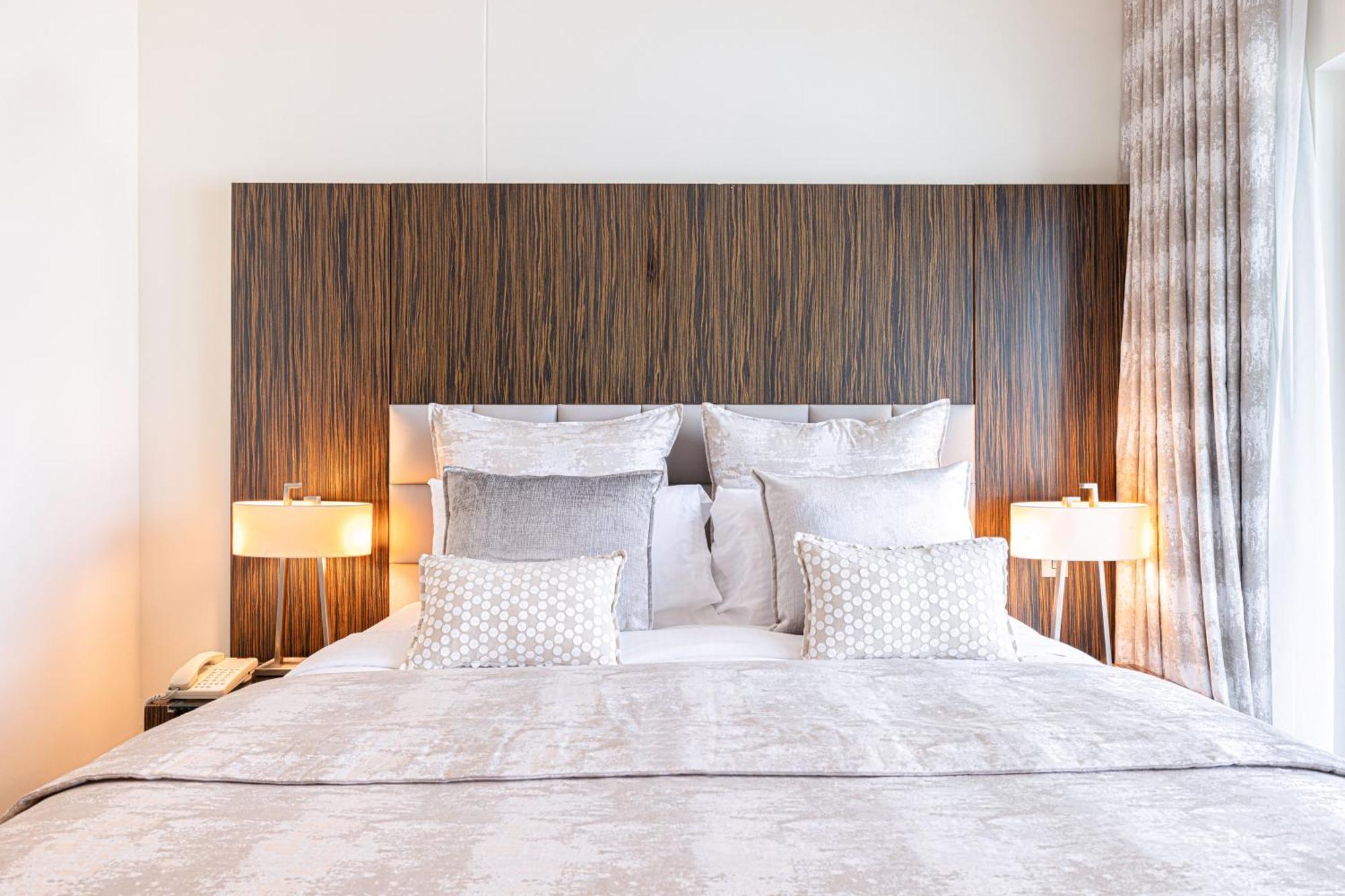 Songs Of The Lake By Lagom - Bonnington Apartment Jumeirah Lake Towers, Дубай Екстериор снимка